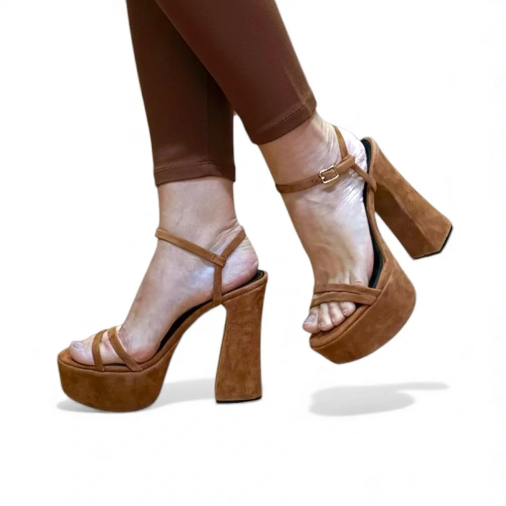 Gianni Bini Suede Heeled Sandals Brown NWT Size 10